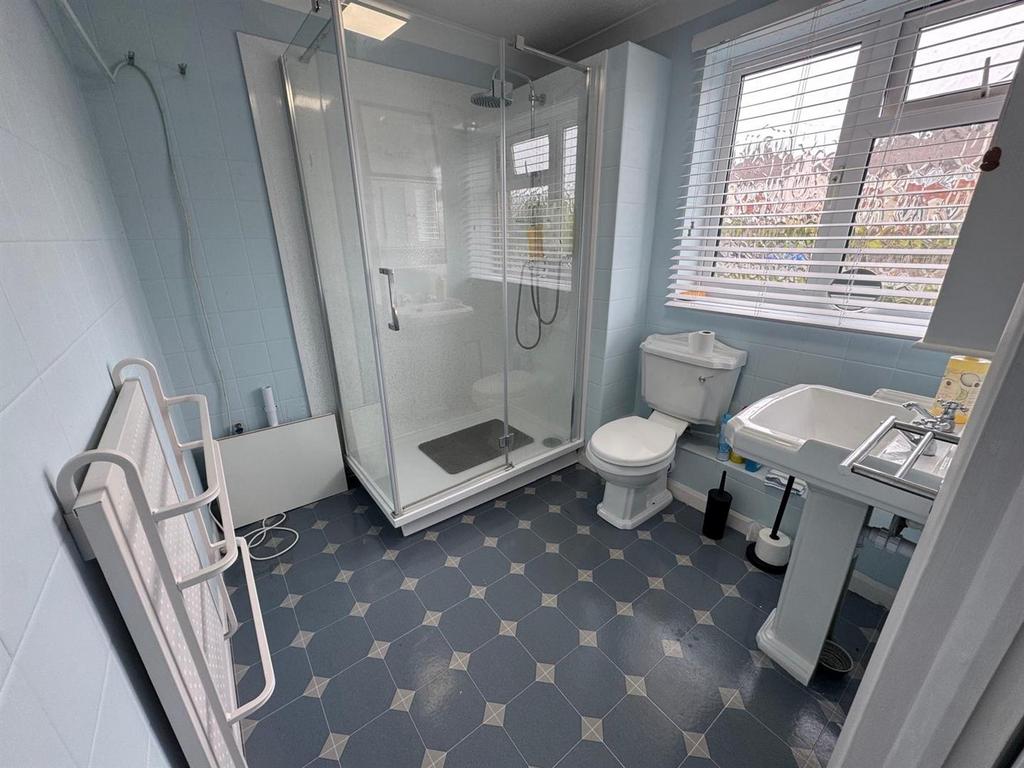 Shower room.jpeg