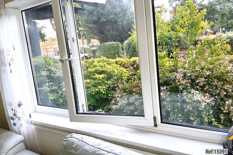 undefined, Greenwich Heights, London, SE18