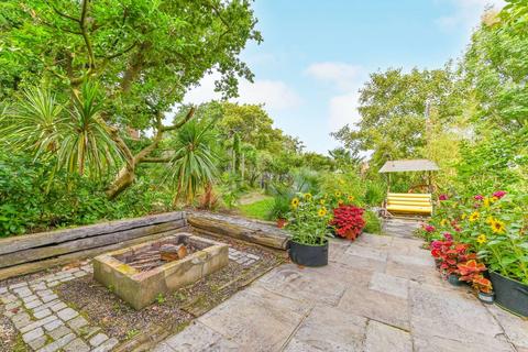 23 Becondale Road, London, SE19 1QJ