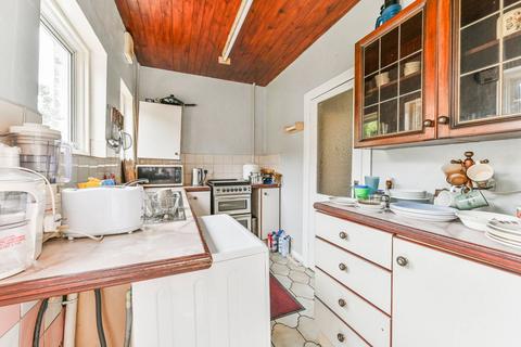3 bedroom terraced house for sale, Preston Road, Norwood, London, SE19