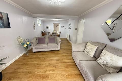 undefined, Dunstable, Bedfordshire LU5