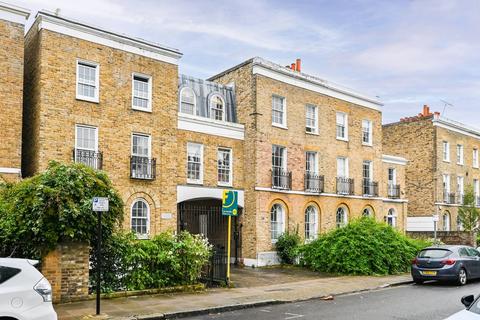 2 bedroom flat for sale, Coborn Street, London E3