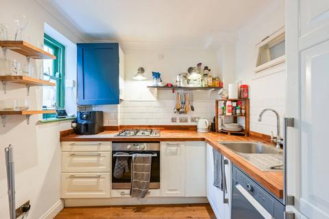 2 bedroom flat for sale, Coborn Street, London E3