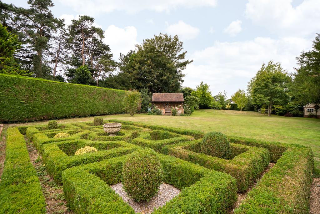 Acre Gardens