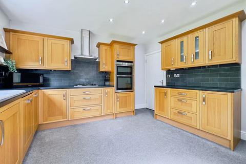 4 bedroom detached house for sale, Hill Rise, Ryton NE40