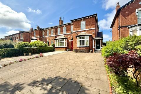 Albert Road, Southport PR9