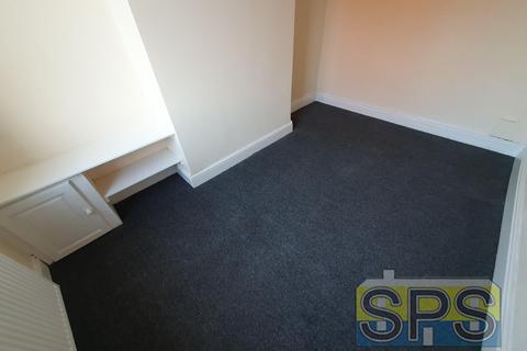 2 bedroom terraced house to rent, Northwood Park Road, Stoke-on-Trent ST1