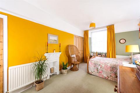 4 bedroom cottage for sale, Broad Green, Wellingborough, Northamptonshire, NN8