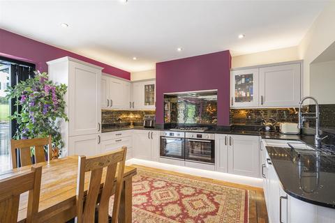 5 bedroom bungalow for sale, South Way, Seaford
