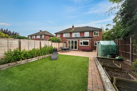 9 Church Road, Albrighton, Wolverhampton, WV7 3LB