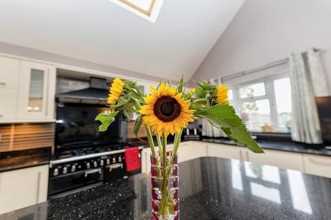 undefined, Colchester Road, Weeley, CO16 9