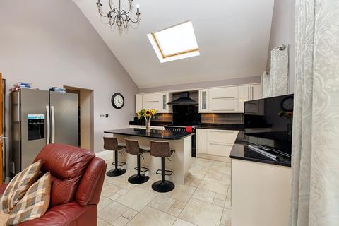 undefined, Colchester Road, Weeley, CO16 9