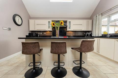 undefined, Colchester Road, Weeley, CO16 9