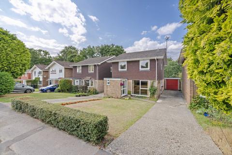 4 bedroom detached house for sale, Stonehouse Road, Liphook, Hampshire