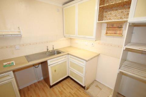 1 bedroom retirement property for sale, Havenvale, Coppins Road, Clacton on Sea, CO15