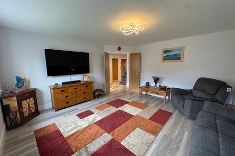 4 bedroom detached house for sale, Clos Carrog, Llanrhystud, SY23