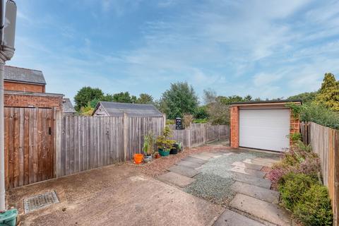 14 Birmingham Road, Studley, B80 7BG