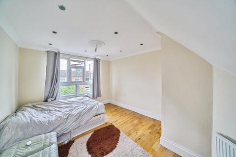 5 bedroom semi-detached house for sale, Church Road, Northolt UB5