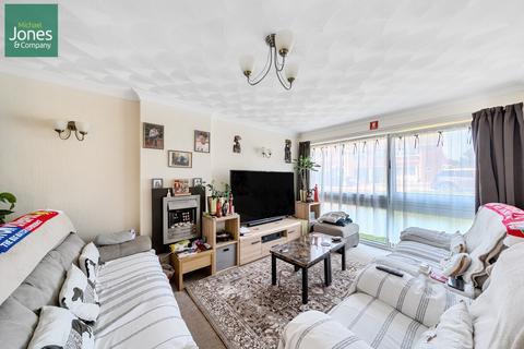 3 bedroom semi-detached house to rent, The Lawns, Sompting, Lancing, West Sussex, BN15