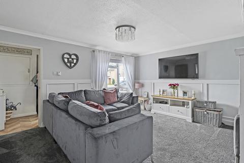 undefined, Bowcombe, Netley Abbey SO31