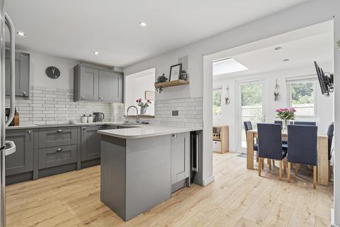 undefined, Bowcombe, Netley Abbey SO31
