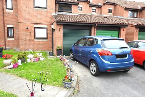 undefined, Wimbledon Court, Linthorpe TS5