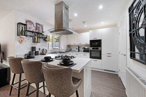 undefined, Church Vale, Worsley, M28