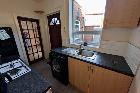2 bedroom flat to rent, Wooler Avenue, North Shields NE29