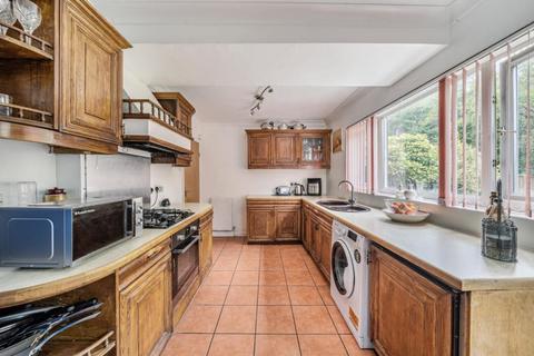 3 bedroom semi-detached house for sale, Retreat Close, Kenton, HA3 0JQ