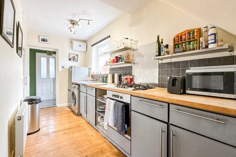 1 bedroom flat for sale, St. Johns Lane, Bedminster, BS3 5BE
