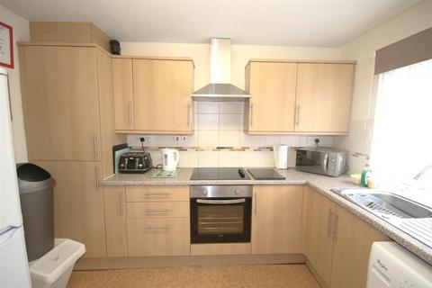 5 The Close, Canterbury, CT2 7TP