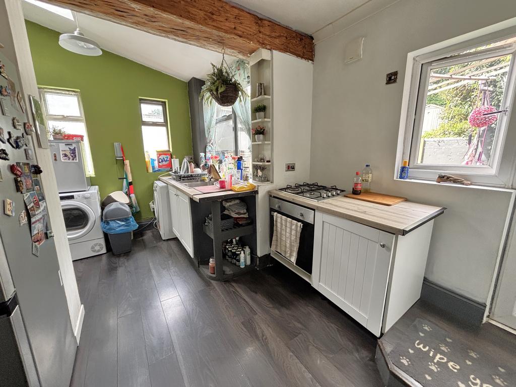 Kitchen /  Breakfast Room