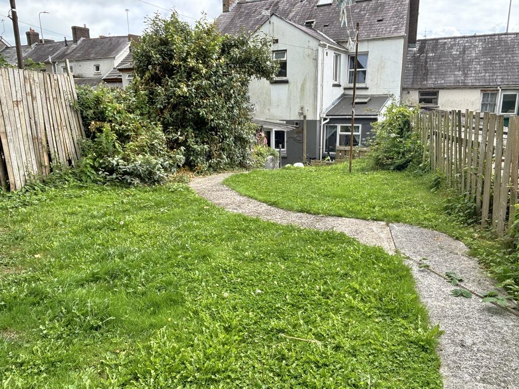 Large Rear Garden