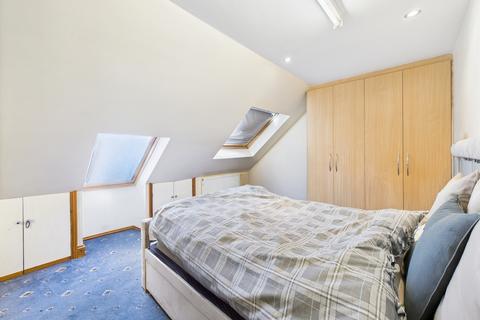 51 Rose Glen, London, NW9 0JR