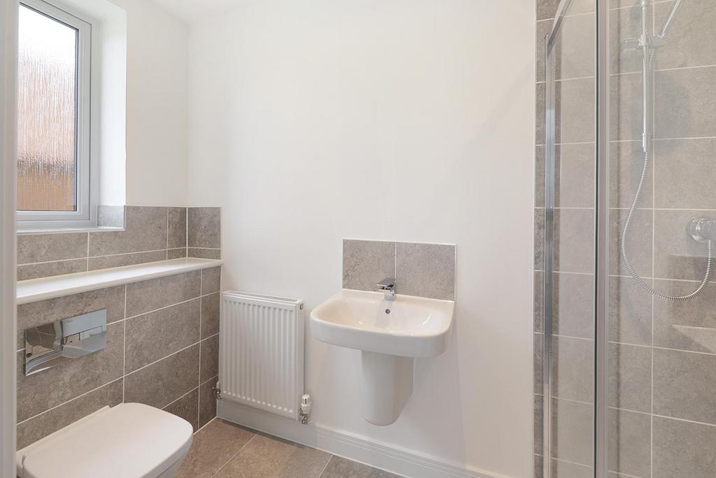 Ensuite (Plot 25)