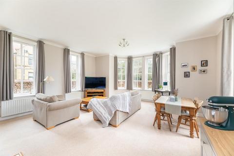 2 bedroom apartment for sale, Jill Kilner Drive, Burley In Wharfedale LS29