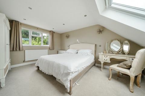 58 Beanhill Road, Ducklington, Witney, OX29 7XX