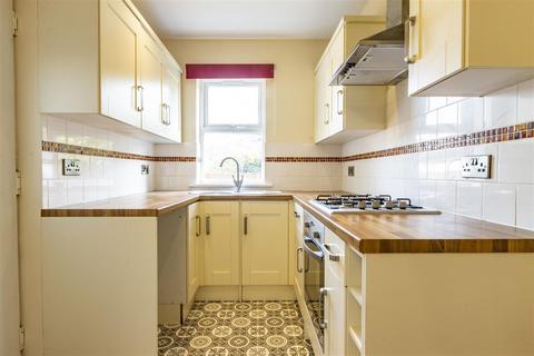 48 Ashfield Road, Hasland, Chesterfield, S41 0AZ