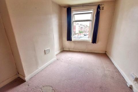 27 Barden Mount, Leeds, LS12 3EF