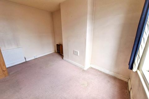 27 Barden Mount, Leeds, LS12 3EF