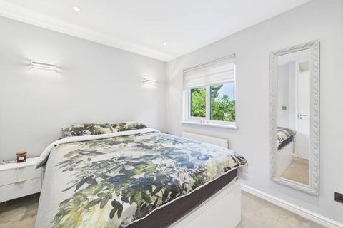 20 Beagle Close, Feltham, TW13 7DG