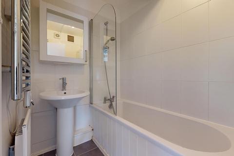 2 bedroom apartment to rent, Warwick Way LONDON SW1V 1RX