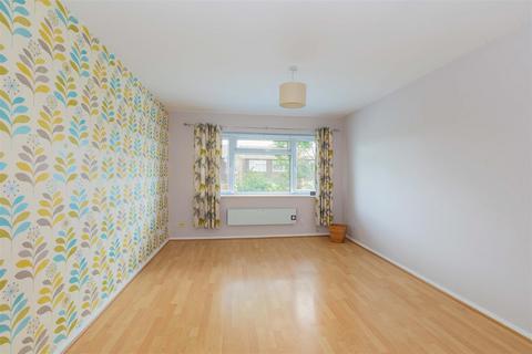 2 bedroom flat for sale, Suffolk Close, Cippenham
