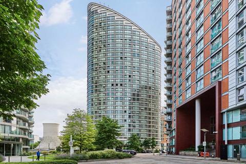 Fairmont Avenue, London E14