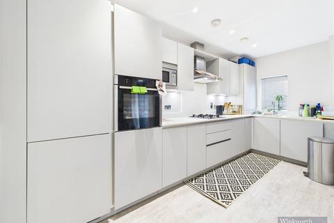 3 bedroom apartment for sale, Red Lion Road, Surbiton KT6