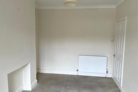 2 bedroom house to rent, Victoria Road, Harborne, Birmingham, B17