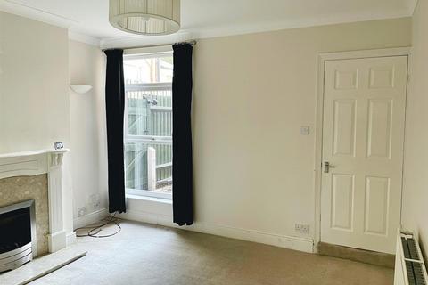 2 bedroom house to rent, Victoria Road, Harborne, Birmingham, B17