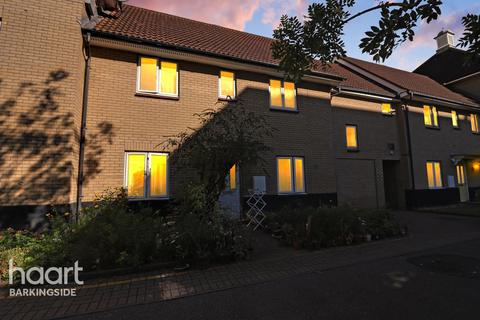 undefined, Royal Crescent, Newbury Park