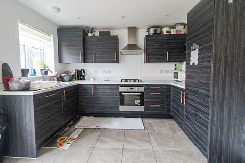 3 bedroom semi-detached house for sale, Benson Close, Shortstown, Bedford