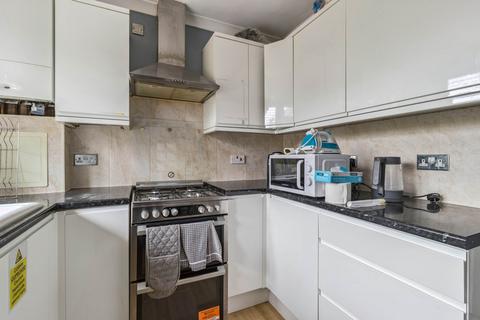 2 bedroom maisonette for sale, Leaford Crescent, Watford